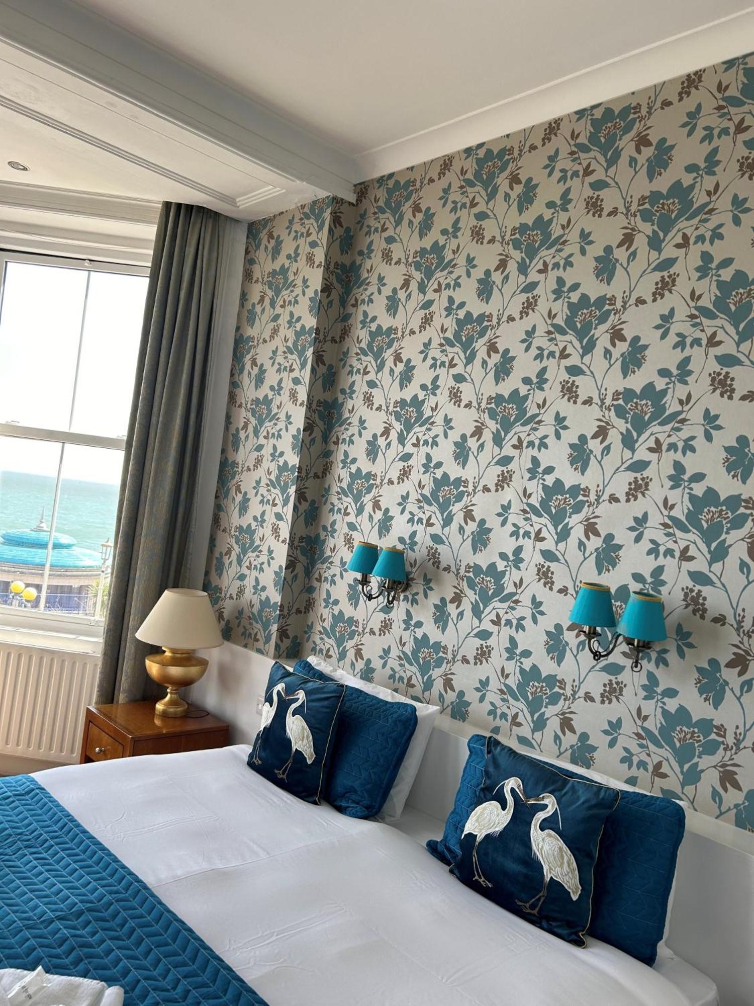 The Cumberland Hotel イーストボーン エクステリア 写真