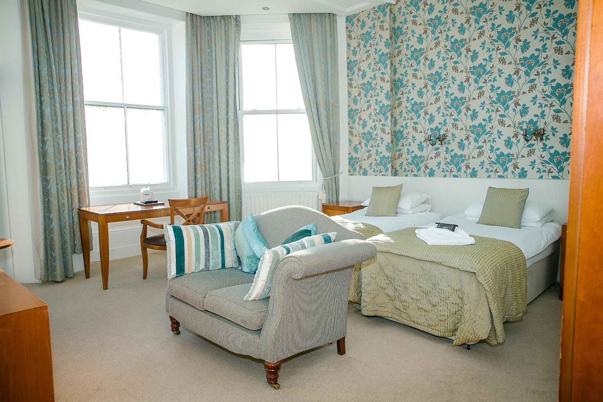 The Cumberland Hotel イーストボーン エクステリア 写真