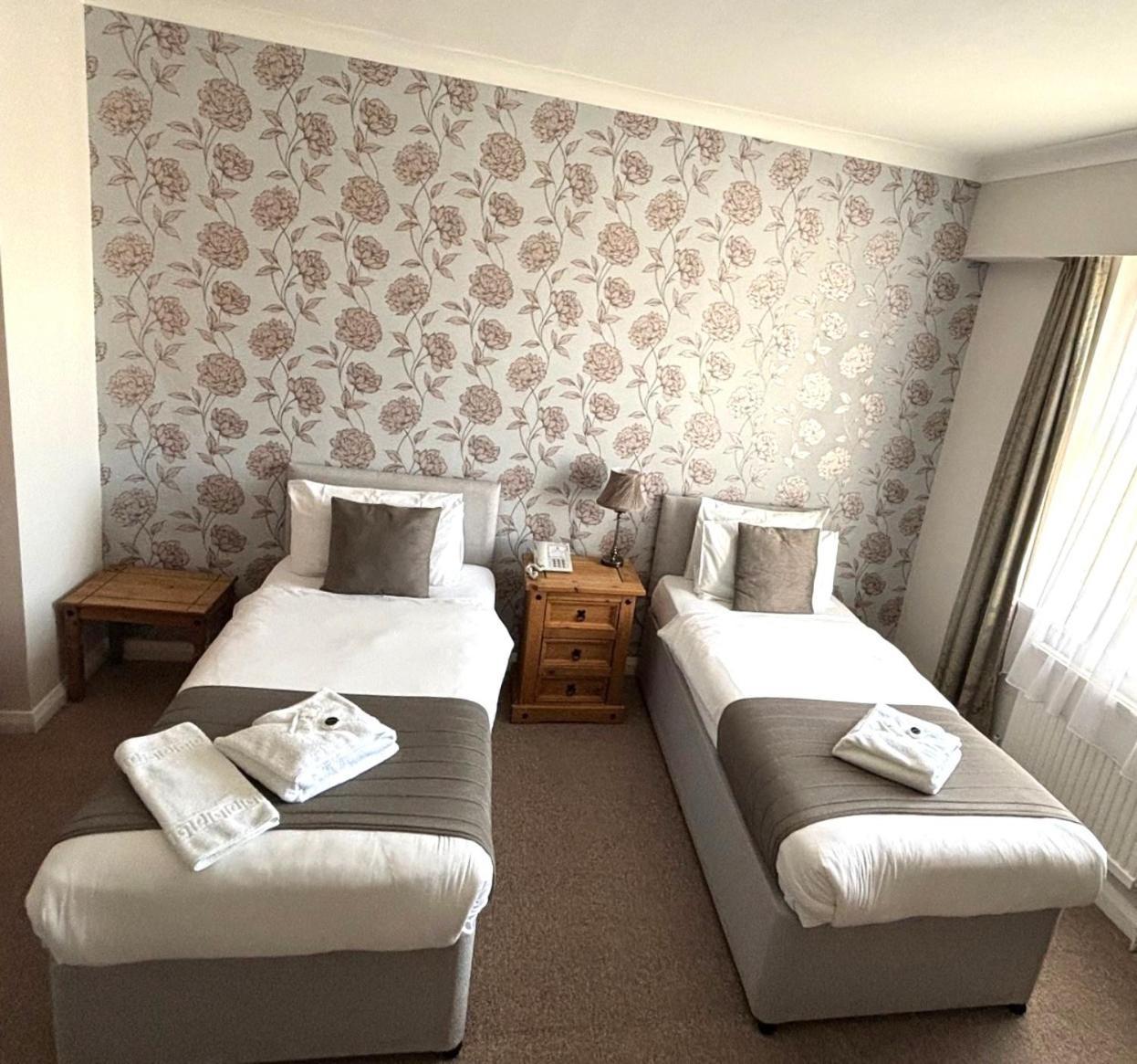 The Cumberland Hotel イーストボーン エクステリア 写真